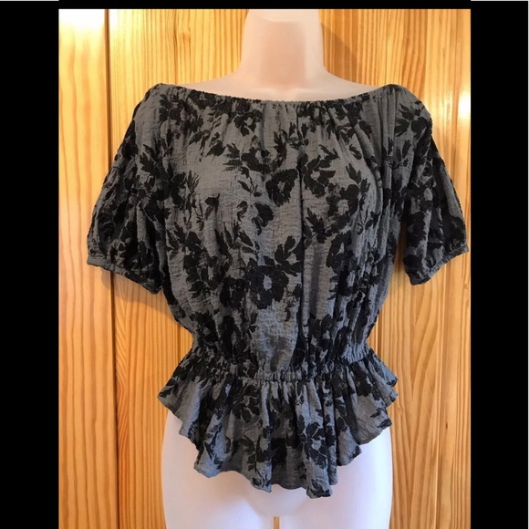 Like New-Free People Off-Shoulder Boho Top - Picture 4 of 16